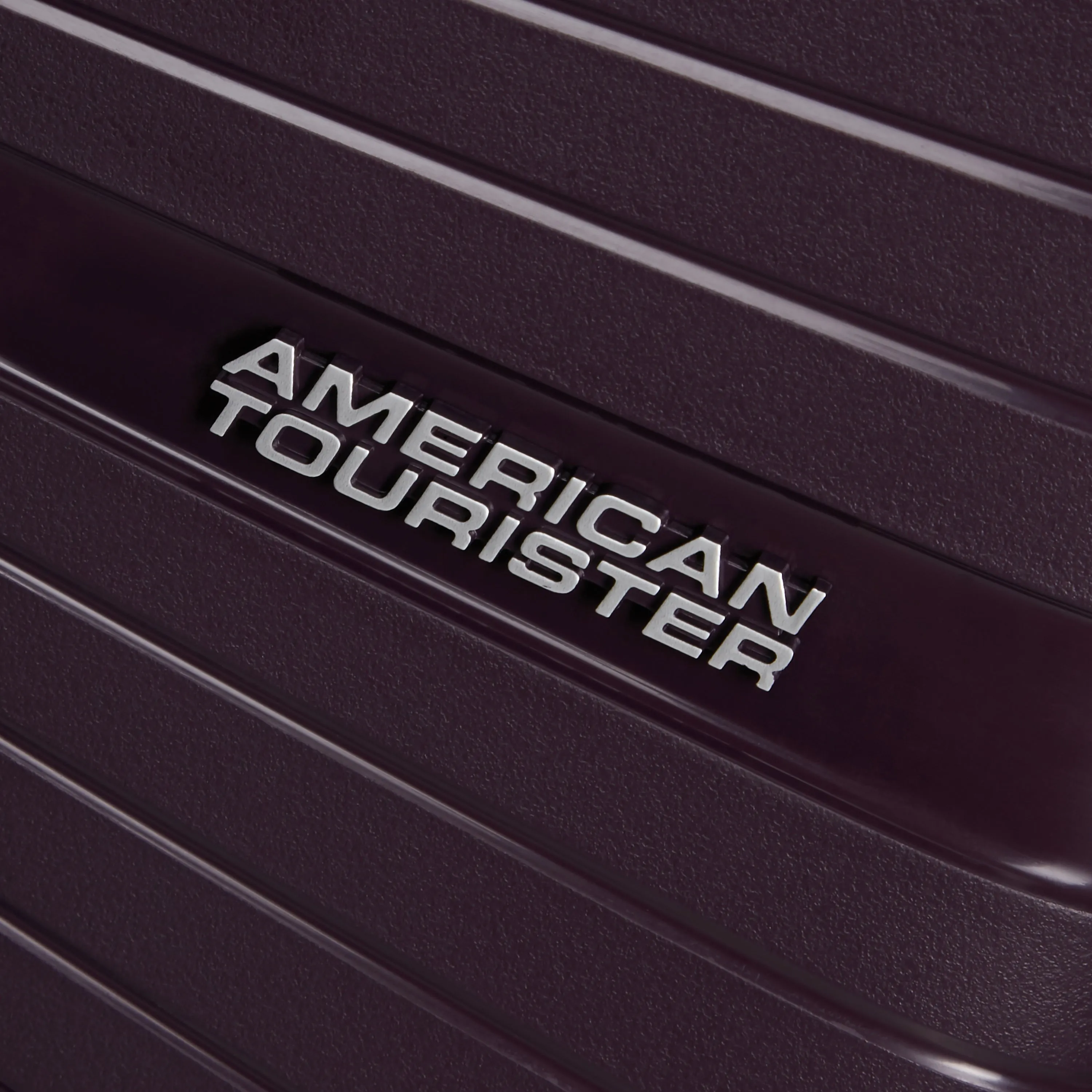 American Tourister Airconic Spinner Carry-On Luggage