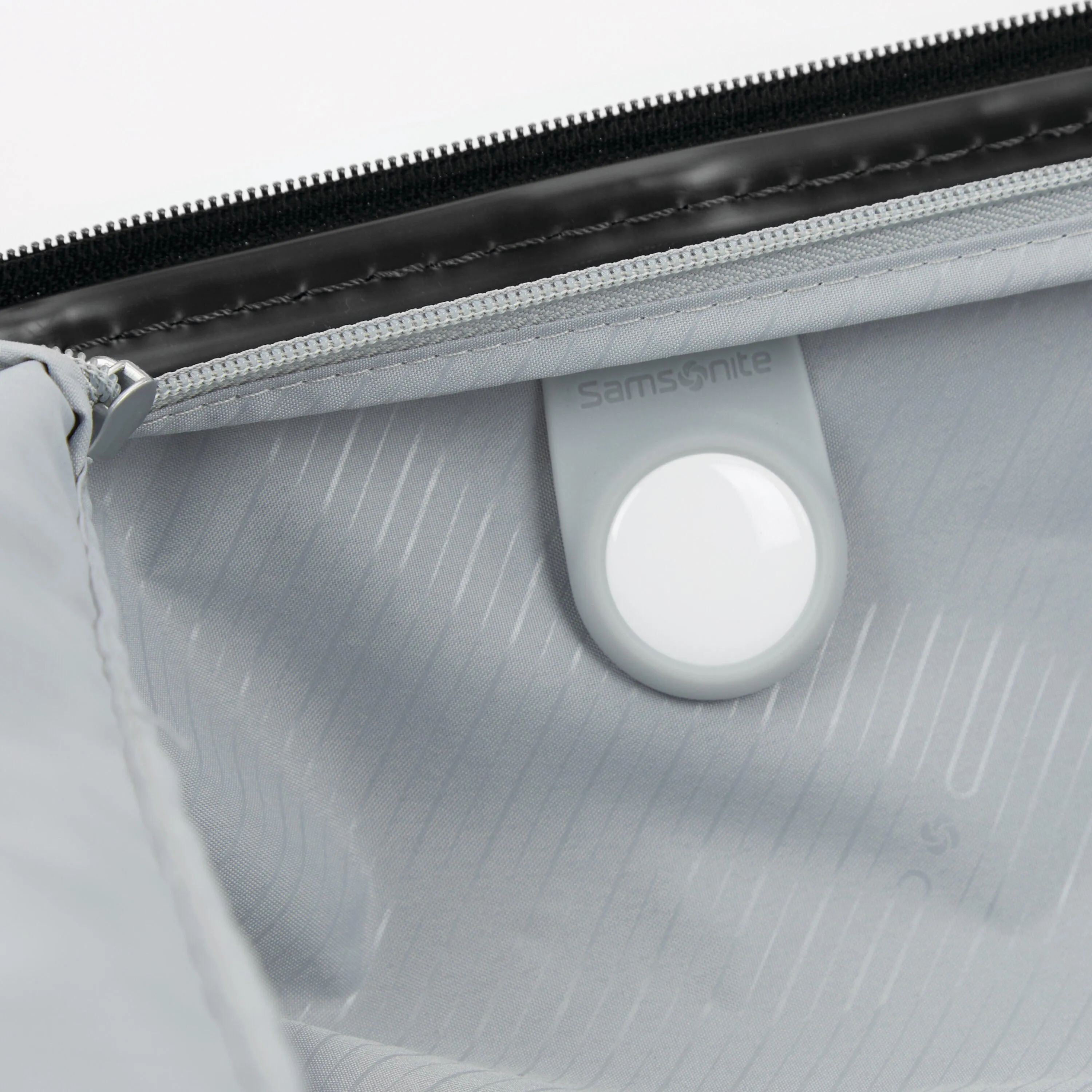 Elevation Plus Glider Medium Luggage